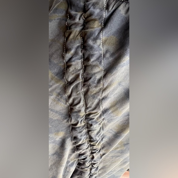 Elaine Kim camo silk maxi skirt with front strings to adjust length - Picture 3 of 6